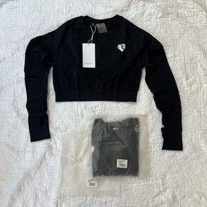 Cropped workout tops